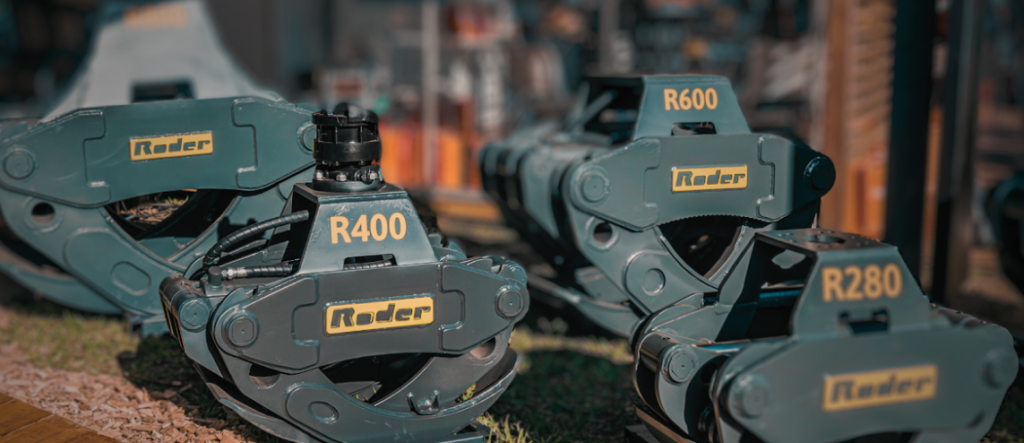 Garra Traçadora: Agilidade no pátio e aproveitamento máximo da madeira 2 garra traçadora escavadeira